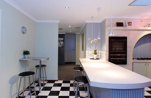 Quinns Rocks House | La Plage - Vintage style holiday home