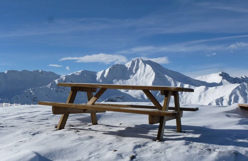 Plangagnant Apartment | La Plagne "Chez Val" cozy little n'est in a Savoyard house
