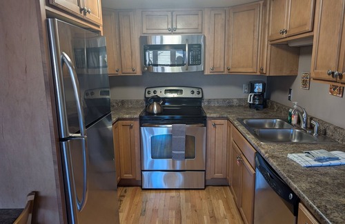Durango Condo | La Plata Views | In-Town | Pool | Hot Tub