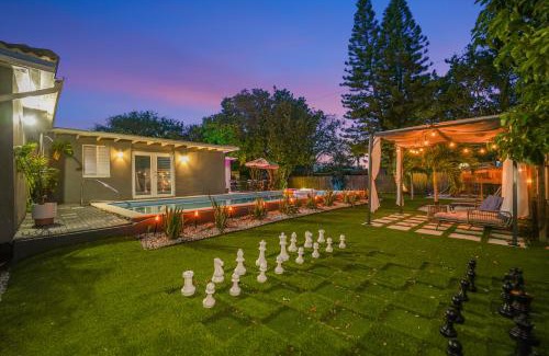 Miami Shores Villa | La Playita 4-BR Heated Pool Miami 16 Guests