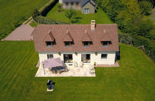 Genneville House | La poiraie Genneville