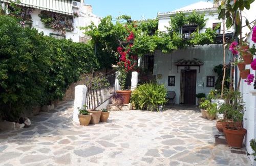 Carcabuey Bed & Breakfast | La Posada Amena
