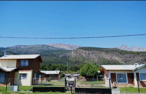 El Bolson Ski Chalet | La posada de Icha