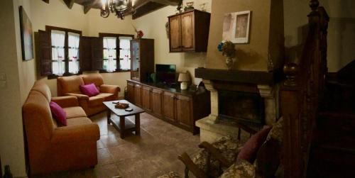 Llerandi House | La Prestosa
