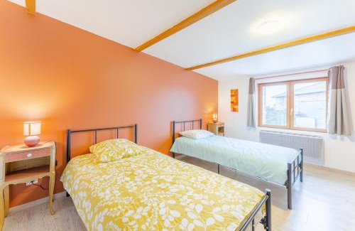 Cersay House | La Promesse des Saisons - Jardin et parking privé