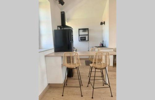 Montbrison Apartment | La providence, surplombant la ville