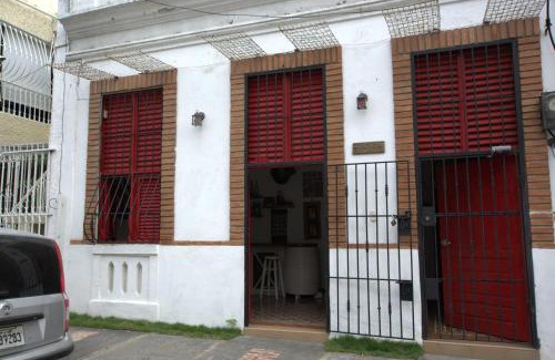 Ciudad Nueva House | La Puerta Roja Guest House
