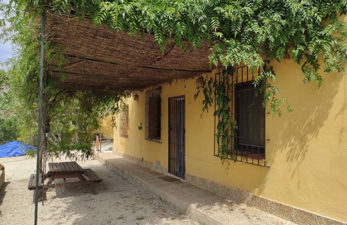 Blanca House | La Pura House. El Campillo farm