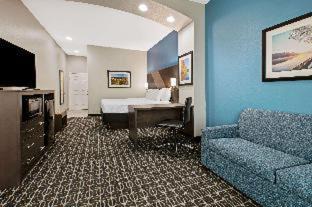 Sulphur Springs Hotel | La Quinta by Wyndham Sulphur Springs