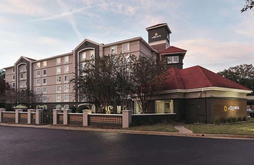 Conyers Hotel | La Quinta by Wyndham Atlanta Conyers