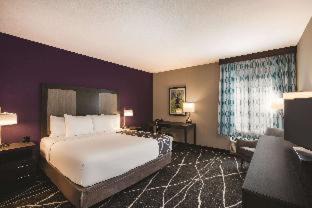 Garland Hotel | La Quinta by Wyndham Dallas Northeast-Arboretum