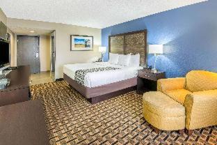 Denison Hotel | La Quinta by Wyndham Denison - North Lake Texoma