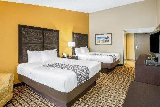 Denison Hotel | La Quinta by Wyndham Denison - North Lake Texoma