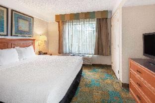 Plantation Hotel | La Quinta by Wyndham Ft. Lauderdale Plantation