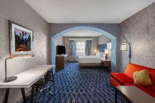 Northeast Houston Hotel | La Quinta by Wyndham Houston Channelview