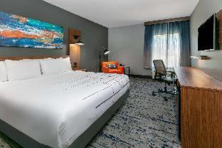 Jacksonville Hotel | La Quinta by Wyndham Jacksonville, Texas