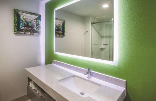 Owasso Hotel | La Quinta by Wyndham Owasso