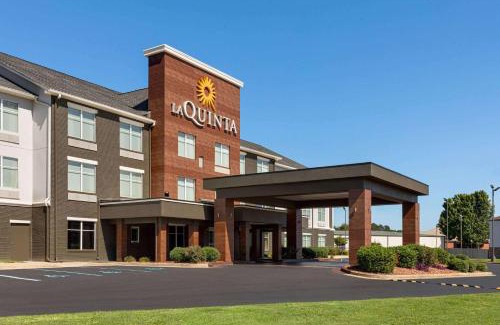 Oxford Hotel | La Quinta by Wyndham Oxford - Anniston
