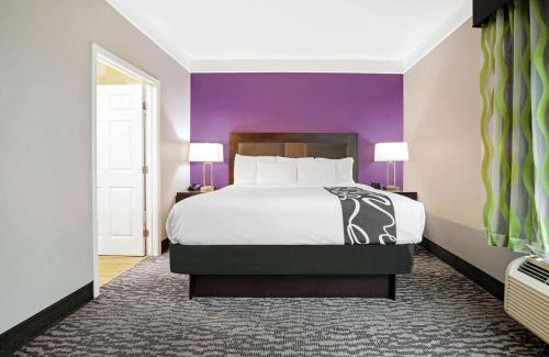Pearland Hotel | La Quinta by Wyndham Pearland