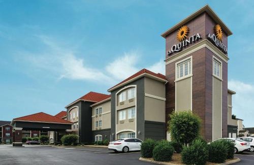 Bowling Green Hotel | La Quinta by Wyndham Bowling Green