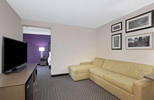 Rancho Cordova Hotel | La Quinta by Wyndham Rancho Cordova Sacramento