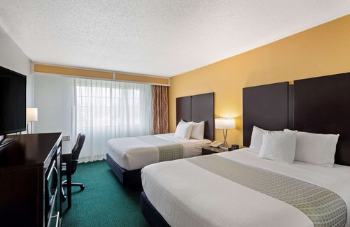 Southwest Berkeley Hotel | La Quinta Inn by Wyndham Berkeley