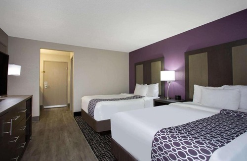 Salem Hotel | La Quinta Inn by Wyndham Roanoke Salem