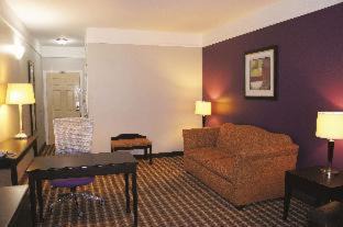 Raymondville Hotel | La Quinta Inn Suites by Wyndham Raymondville Harlingen