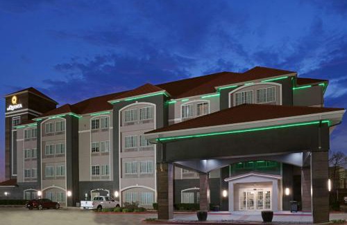 Fort Worth Hotel | La Quinta Inn & Suites by Wyndham Fort Worth Arlington West