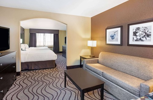 Meridian Hotel | La Quinta Inn & Suites by Wyndham Meridian/Boise West