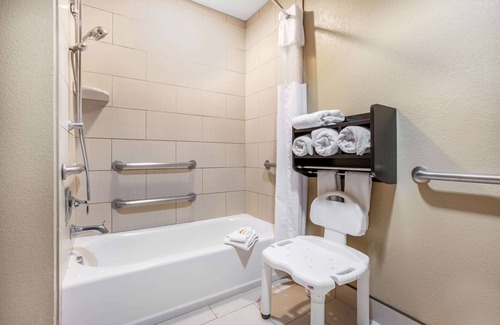 Meridian Hotel | La Quinta Inn & Suites by Wyndham Meridian/Boise West