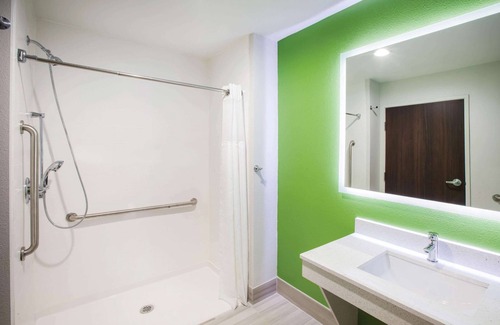 Owasso Hotel | La Quinta Inn & Suites by Wyndham Owasso