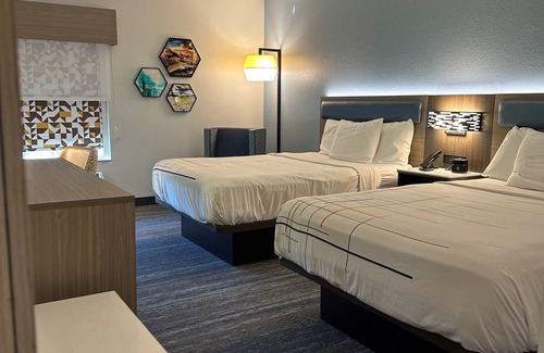 Macon Hotel | La Quinta Inn & Suites by Wyndham Macon West