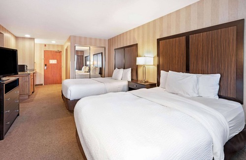 Boise Hotel | La Quinta Inn & Suites by Wyndham Boise Towne Square