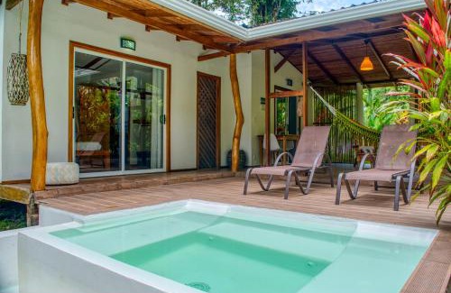 Cahuita Cabin | La Rana De Cahuita