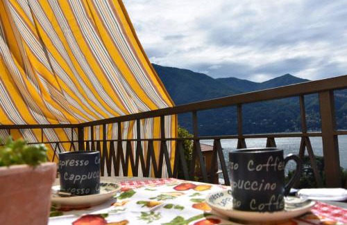 Carate Urio Apartment | La Resilienza, apartment with view, Carate Urio