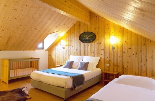 Yvoire Hotel | La Riviera Victoria