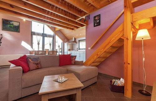 Marcouray House | La Roche Cozy Forest Escape