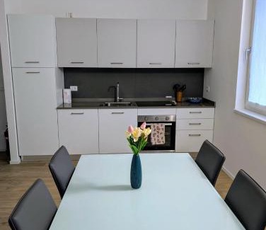 Scurelle Apartment | La Roggia - Appartamento con 2 camere e garage