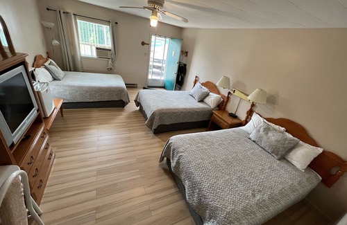 Edmundston Hotel | La Roma Motel