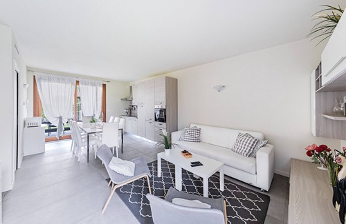 Pieve Vecchia House | La Romantica - Cristina by Wonderful Italy