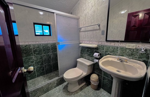 Quito Hostel | La Rosario Hotel