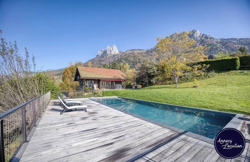 Rovagny House | La Sauffaz- Villa with a pool.