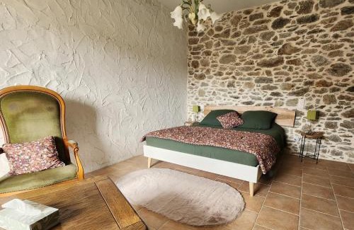 Rieupeyroux Bed & Breakfast | La Source Du Bonheur Chambres et Table d'Hôtes