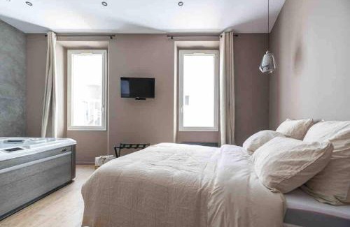 Saint-Lambert Apartment | La suite jacuzzi