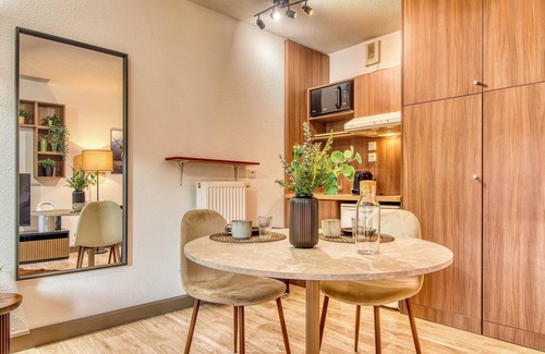 Les Poulettes Apartment | La Suite Yak - Très beau studio - Charpennes-Tonkin