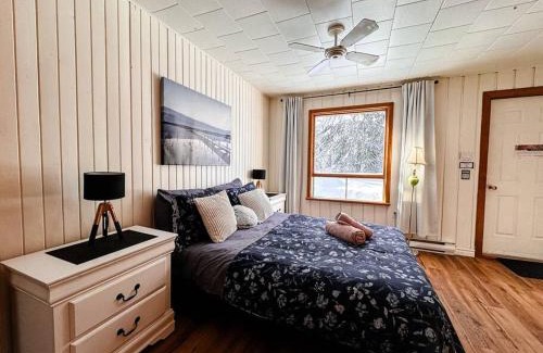 Saint Donat House | La Tanière - Retraite en nature avec foyer au bois