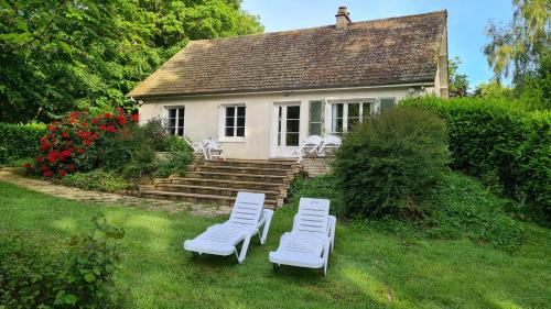 Gueures House | LA TANIÈRE