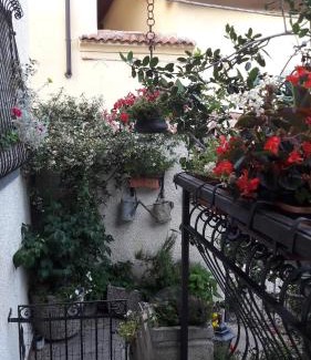 Airuno Apartment | "LA TAVERNA" B&B