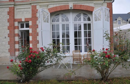 Brain-sur-Allonnes Apartment | LA Terrasse façon Giverny - GITE 2 personnes -